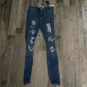 Hollister skinny jeans